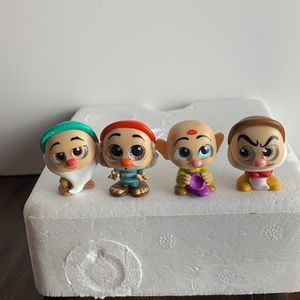Lot of 4 Disney Doorables Dwarfs